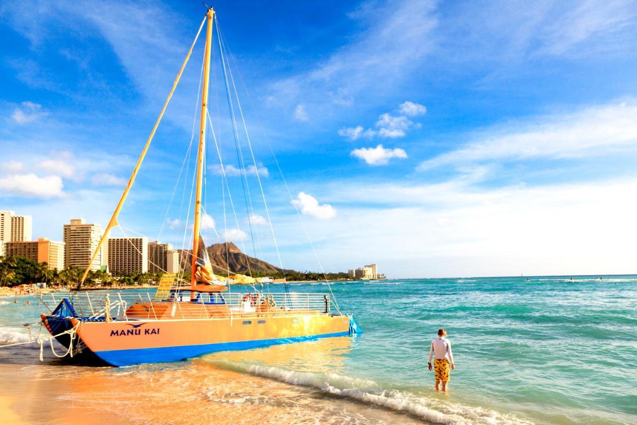 Aloha Vibes Await! Stylish Condo At Aloha Surf - Mountain And City Views Honolulu Extérieur photo
